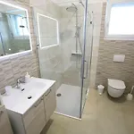 Modern Rak With Beautiful Pool *