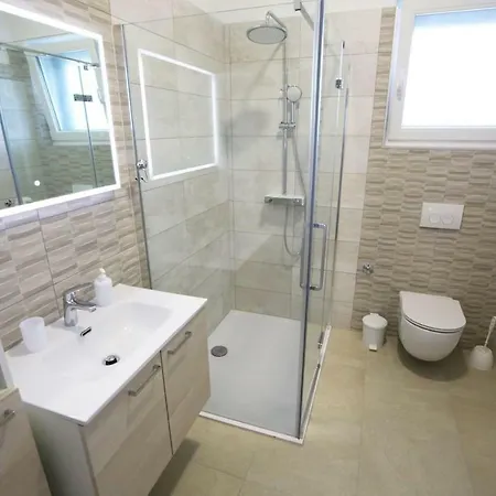 Modern Rak With Beautiful Pool *