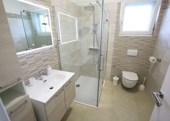 Modern Rak With Beautiful Pool *