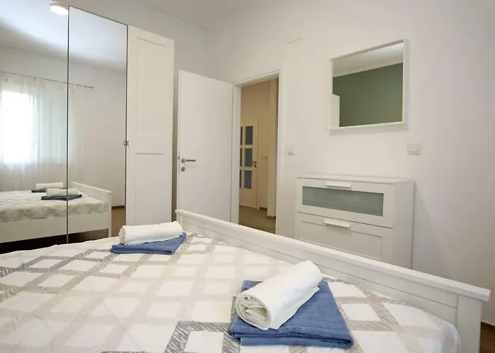 Vila Modern Rak With Beautiful Pool Sibenik